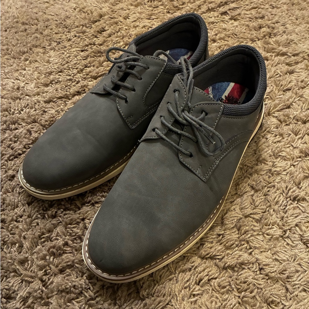 English Laundry men’s dress shoes